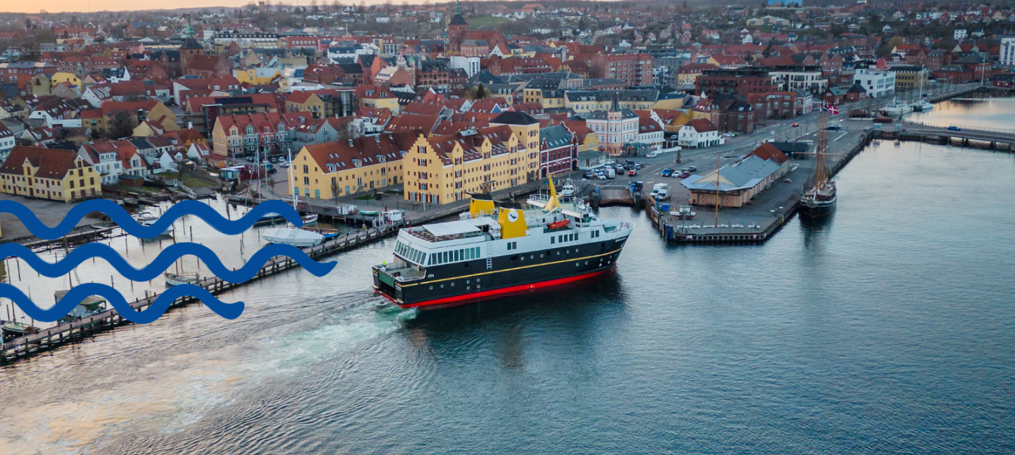 Ærøfærgen dronfoto Svendborg Havn
