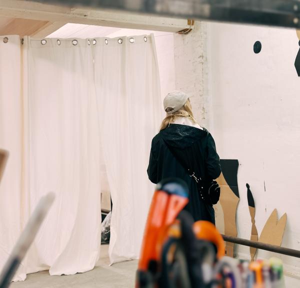 Ved siden af STUDIO, kreative værksteder på Frederiksø i Svendborg