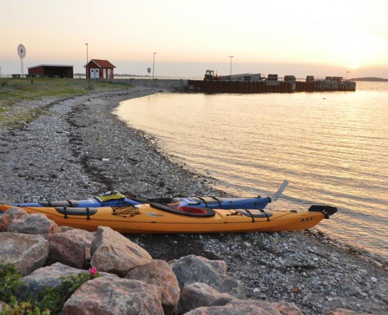 Kajak på strand